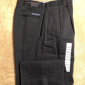 Men’s Tommy Hilfiger dress khakis.